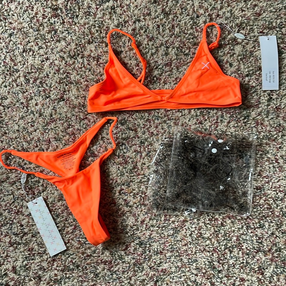 Boutine LA bikini